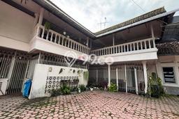 Dijual Hunian Mewah dengan Fasilitas Sekitar Komplit di Sananwetan, Blitar Dijual Hunian Mewah dengan Fasilitas Sekitar Komplit di Sananwetan, Blitar