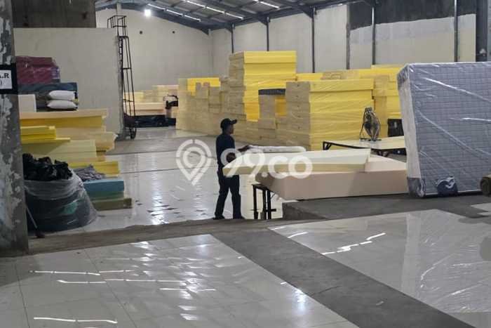 Gudang Dijual Lokasi Stratagis di Pamulihan Sumedang Cocok untuk Investasi Gudang Dijual Lokasi Stratagis di Pamulihan Sumedang Cocok untuk Investasi