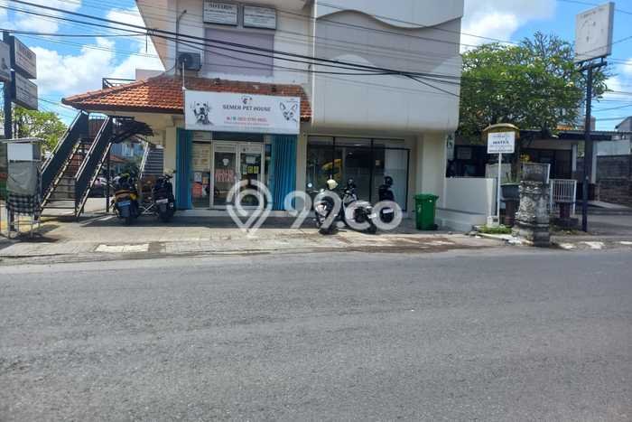 FOR RENT! Ruko di Kerobokan Kelod Cocok untuk Bisnis 94m2 FOR RENT! Ruko di Kerobokan Kelod Cocok untuk Bisnis 94m2