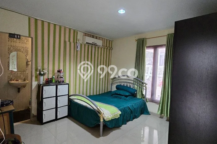 Kost untuk Dijual di Nagoya Punya 19 Kamar Kost untuk Dijual di Nagoya Punya 19 Kamar