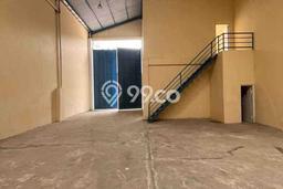 Unit Gudang Paling Strategis di Palaran Samarinda dengan LB 330m2 Unit Gudang Paling Strategis di Palaran Samarinda dengan LB 330m2