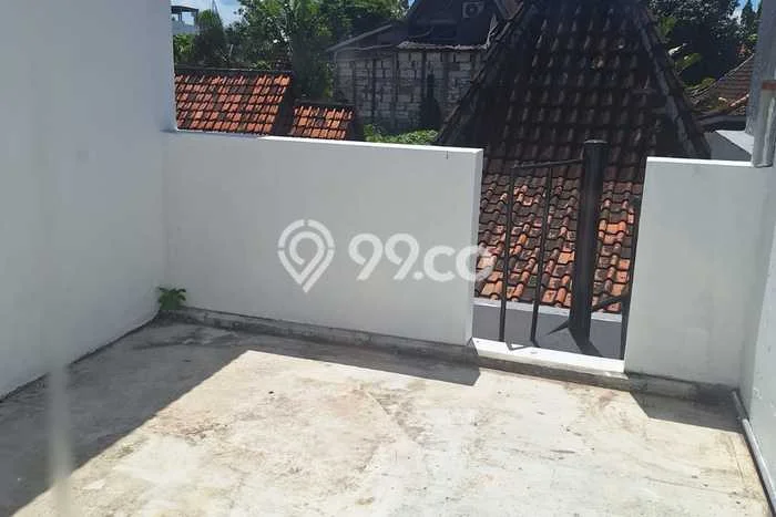 Sewa Rumah Murah di Kerobokan Badung Punya 4 KT Sewa Rumah Murah di Kerobokan Badung Punya 4 KT
