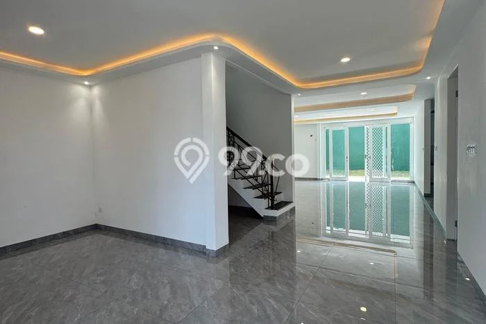 Ready to Use! Luxury House LT 300m2 Desain Modern di Lippo Karawaci Ready to Use! Luxury House LT 300m2 Desain Modern di Lippo Karawaci