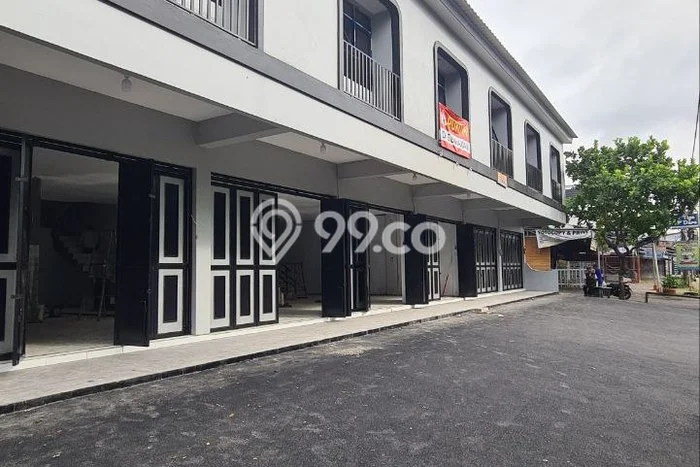 FOR RENT! Ruko di Ciganjur Cocok untuk Bisnis 108m2 FOR RENT! Ruko di Ciganjur Cocok untuk Bisnis 108m2
