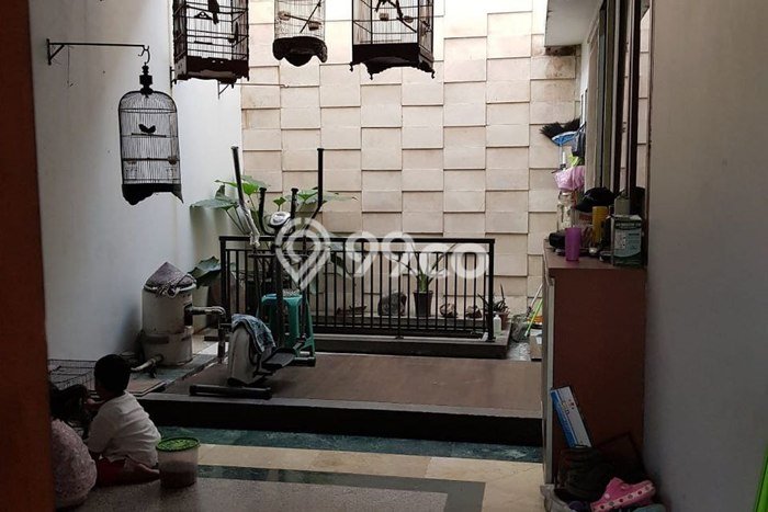 For Sale Rumah 4 Kamar Lokasi Ideal Bagus dan Strategis di Bekasi Timur For Sale Rumah 4 Kamar Lokasi Ideal Bagus dan Strategis di Bekasi Timur