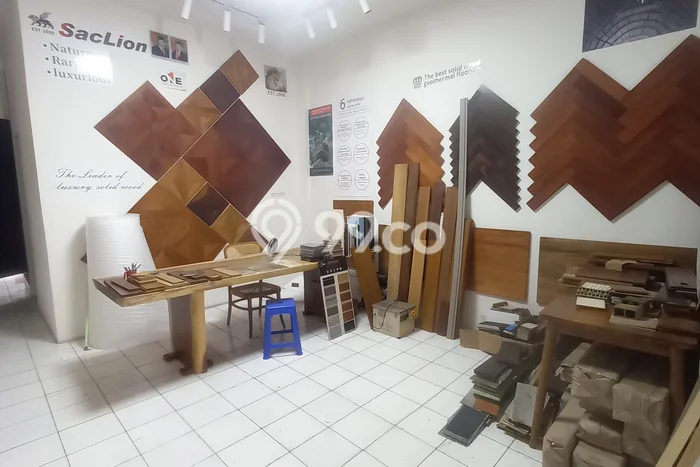 Ruko Disewa di Jakarta Utara dengan LB 180m2 Area Komersial Ramai Ruko Disewa di Jakarta Utara dengan LB 180m2 Area Komersial Ramai