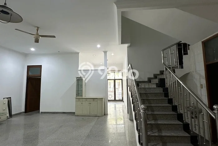 Jarang Ada! Rumah Kontrakan 4 Kamar Nyaman Siap Huni Pluit Jarang Ada! Rumah Kontrakan 4 Kamar Nyaman Siap Huni Pluit