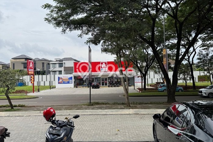 Disewakan Ruko di Kawasan Ramai BSD Luas 276m2 Disewakan Ruko di Kawasan Ramai BSD Luas 276m2