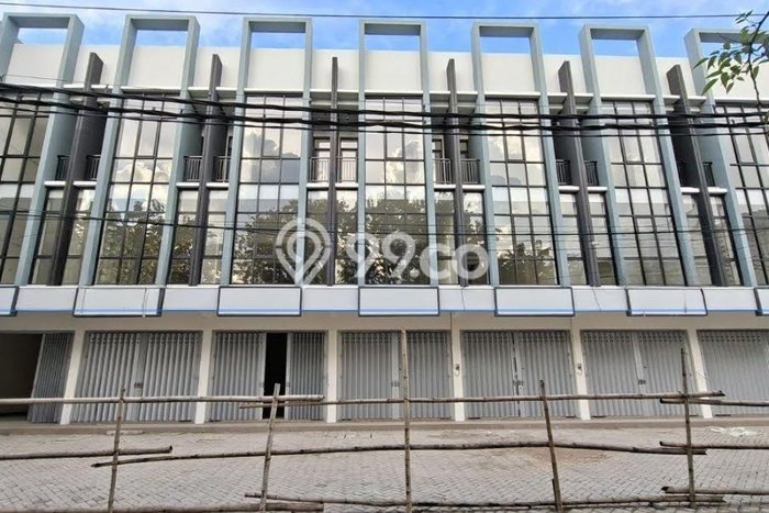 Ruko Paling Dicari LB 193m2 Dijual di Wiyung Ruko Paling Dicari LB 193m2 Dijual di Wiyung