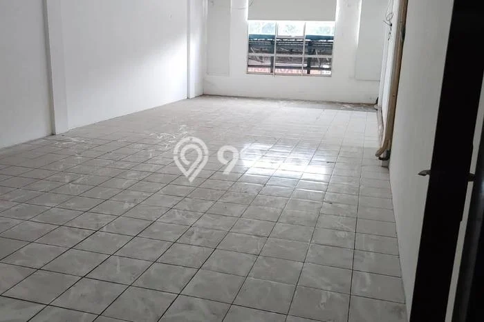 Ruko bagus disewakan di Kenjeran Surabaya dengan LB 700m2 harga sewa terbaik Ruko bagus disewakan di Kenjeran Surabaya dengan LB 700m2 harga sewa terbaik