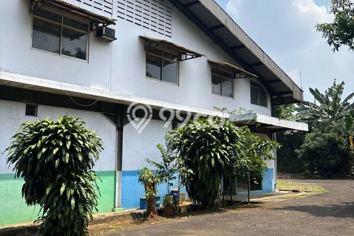 Gudang Disewa di Bekasi dengan LB 4000m2 Area Komersial Ramai Gudang Disewa di Bekasi dengan LB 4000m2 Area Komersial Ramai