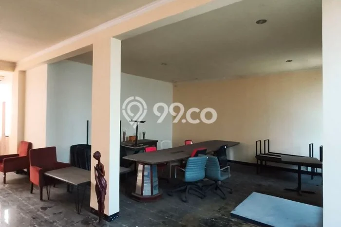 Ruko untuk Disewa di Pusat Depok Luas Bangunan 192m2 Ruko untuk Disewa di Pusat Depok Luas Bangunan 192m2