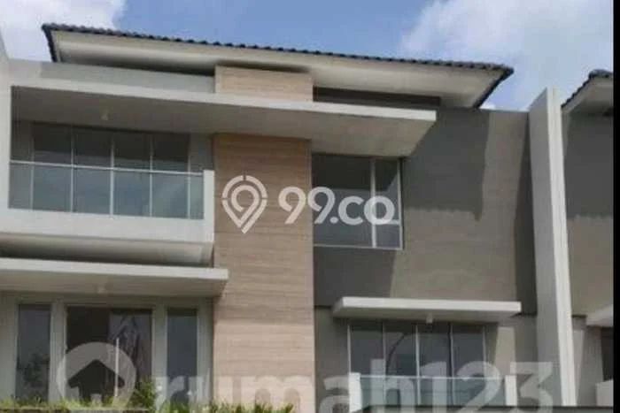 Disewakan! Rumah 4 Kamar Tidur &
4 Kamar Mandi di Golf Island, Jakarta Utara Disewakan! Rumah 4 Kamar Tidur &
4 Kamar Mandi di Golf Island, Jakarta Utara