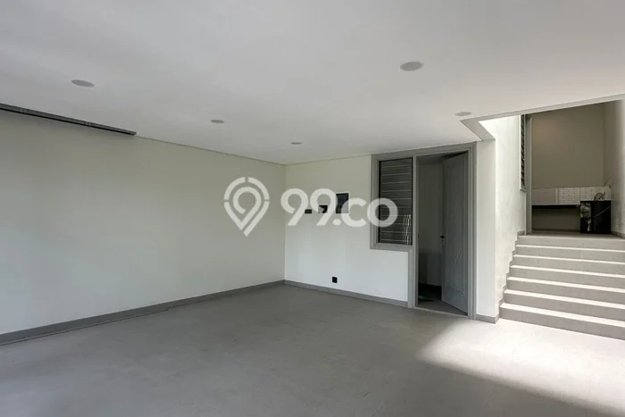 Dijual Rumah Luas Megah Dengan View Eksklusif di Pakuwon Indah, Surabaya Dijual Rumah Luas Megah Dengan View Eksklusif di Pakuwon Indah, Surabaya
