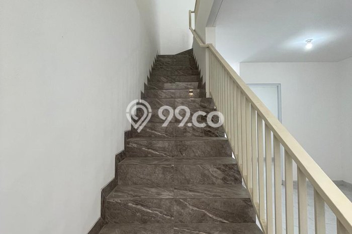 Rumah Nyaman 3 KT LB 130m2 Kondisi Bagus di Pondok Tjandra Rumah Nyaman 3 KT LB 130m2 Kondisi Bagus di Pondok Tjandra