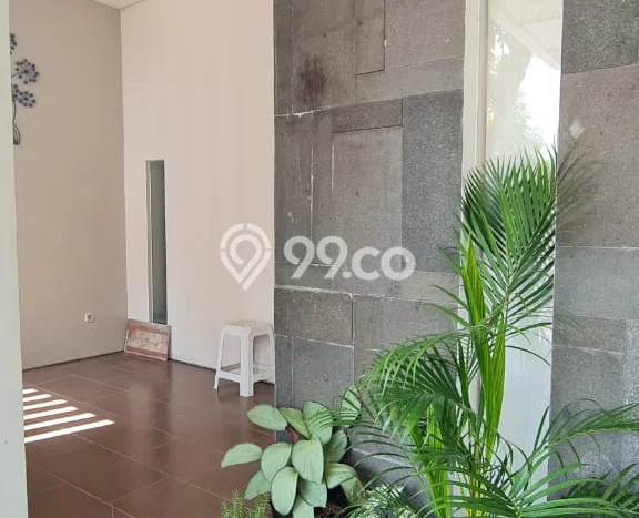 Rumah Mewah Siap Huni LT 167m2 di Wiyung, Surabaya Rumah Mewah Siap Huni LT 167m2 di Wiyung, Surabaya