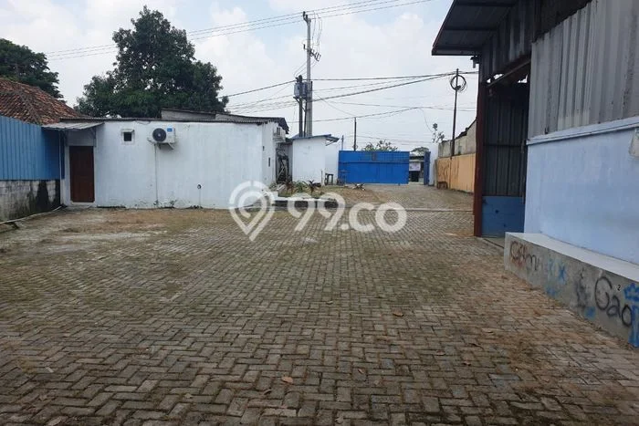 Gudang disewakan di Cikande Serang dengan luas bangunan 1100m2 Gudang disewakan di Cikande Serang dengan luas bangunan 1100m2