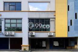 FOR SALE! Ruko di Wiyung Surabaya, LT 67m2, LB 150m2 FOR SALE! Ruko di Wiyung Surabaya, LT 67m2, LB 150m2