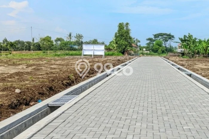 Tanah Investasi Dijual di Yogyakarta Punya Luas 121m2 Tanah Investasi Dijual di Yogyakarta Punya Luas 121m2