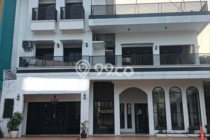 Ruko paling strategis disewakan di Jagakarsa Jakarta Selatan Ruko paling strategis disewakan di Jagakarsa Jakarta Selatan