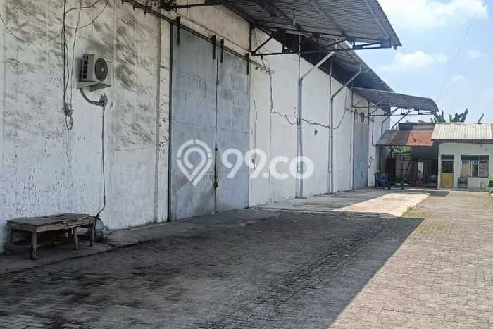 Unit Gudang Disewa Lokasi Percut Sei Tuan, Deli Serdang Spesifikasi Luas Bangunan 1104m2 Unit Gudang Disewa Lokasi Percut Sei Tuan, Deli Serdang Spesifikasi Luas Bangunan 1104m2