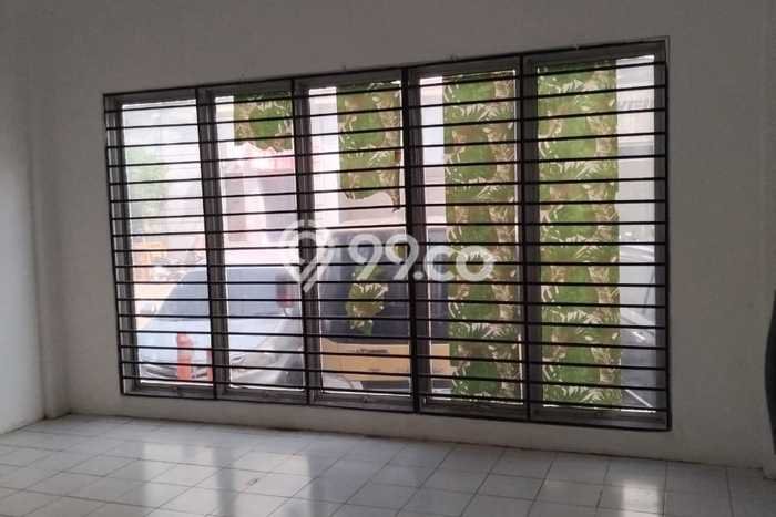 Gudang untuk Disewa di Pusat Jakarta Barat Luas Bangunan 500m2 Gudang untuk Disewa di Pusat Jakarta Barat Luas Bangunan 500m2
