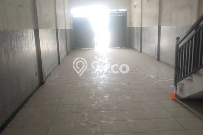 Ruko Dijual Lokasi Emas di Kedamean Luas 176m2 Ruko Dijual Lokasi Emas di Kedamean Luas 176m2
