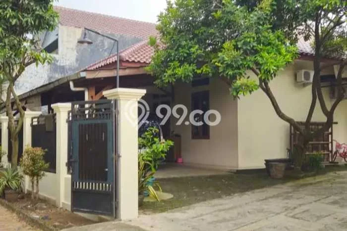 Rumah Kost Dijual di Cibinong, Bogor, Spesifikasi 9 KT, 8 KM, 461m2 Rumah Kost Dijual di Cibinong, Bogor, Spesifikasi 9 KT, 8 KM, 461m2