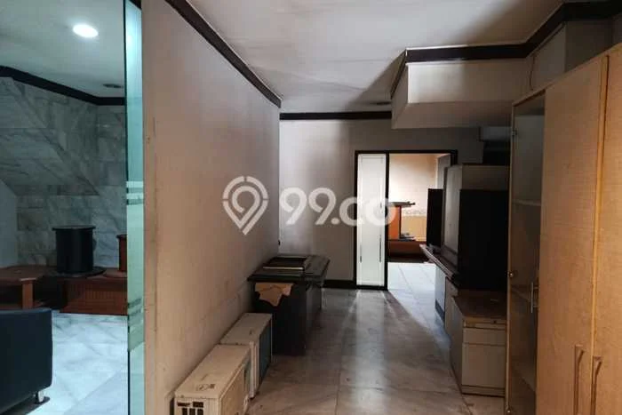 Area Strategis! Disewakan Ruko Lokasi Jatinegara, Jakarta Timur Cocok untuk Bisnis Area Strategis! Disewakan Ruko Lokasi Jatinegara, Jakarta Timur Cocok untuk Bisnis