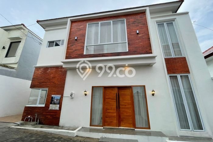 Vila Strategis Kawasan , Luas 98m2m², Dekat ke beragam keperluan Vila Strategis Kawasan , Luas 98m2m², Dekat ke beragam keperluan