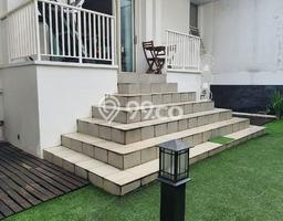 Ready to Use! Luxury House LT 250m2 Desain Elegan di Gading Serpong Ready to Use! Luxury House LT 250m2 Desain Elegan di Gading Serpong