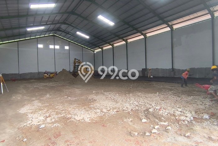 Gudang Disewa di Tangerang dengan LB 1176m2 Area Komersial Ramai Gudang Disewa di Tangerang dengan LB 1176m2 Area Komersial Ramai