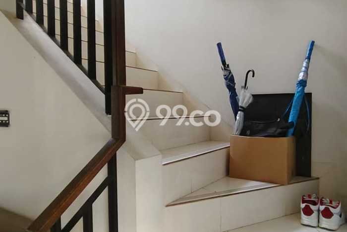 Rumah Luas Asri 3 KT Siap Huni di BSD Nusaloka Tangerang Rumah Luas Asri 3 KT Siap Huni di BSD Nusaloka Tangerang