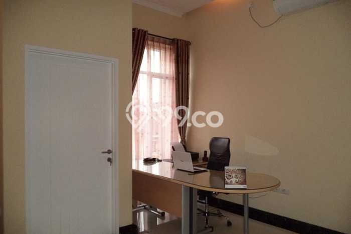 Rumah Kost Dijual di Sektor 8-Gading Serpong Tangerang Luas 180m2 Rumah Kost Dijual di Sektor 8-Gading Serpong Tangerang Luas 180m2