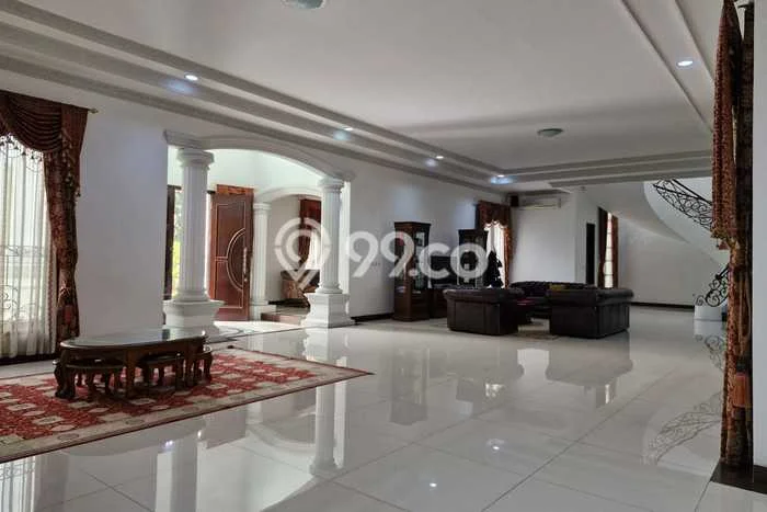 Rumah Elit Modern Siap Huni di BSD Bukit Golf Tangerang Rumah Elit Modern Siap Huni di BSD Bukit Golf Tangerang