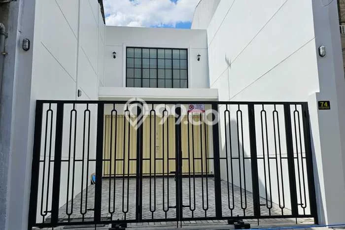Unit Komersial Disewakan di Semarang Area Strategis Harga Kompetitif Unit Komersial Disewakan di Semarang Area Strategis Harga Kompetitif