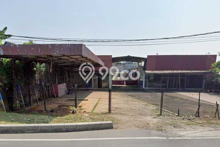 Unit Komersial Paling Strategis di Ciputat Tangerang Selatan dengan LB 388m2 Unit Komersial Paling Strategis di Ciputat Tangerang Selatan dengan LB 388m2