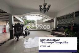 Dijual Kost Strategis di Sukolilo, Surabaya 12 KT, 5 KM, Luas Bangunan 525m2 Dijual Kost Strategis di Sukolilo, Surabaya 12 KT, 5 KM, Luas Bangunan 525m2