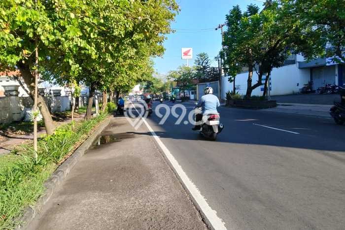 Unit Gudang Dijual di Sidoarjo Sidoarjo Luas Tanah 1600m2, Luas Bangunan 800m2 Unit Gudang Dijual di Sidoarjo Sidoarjo Luas Tanah 1600m2, Luas Bangunan 800m2