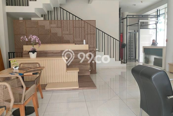 Untuk Dijual Kantor di BSD Tangerang Selatan LT 200m2 / LB 8000m2 Untuk Dijual Kantor di BSD Tangerang Selatan LT 200m2 / LB 8000m2
