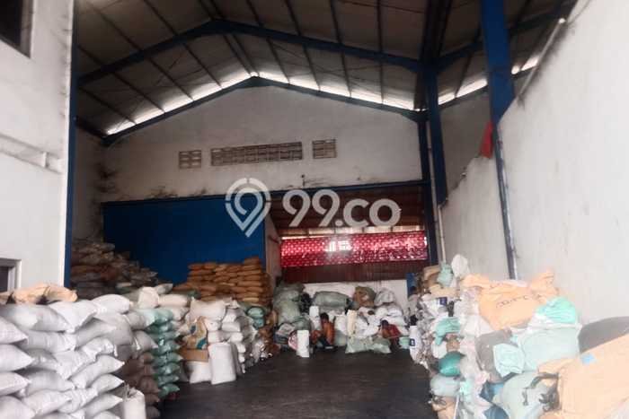 Area Strategis! Disewakan Gudang Lokasi Pakuhaji, Tangerang Cocok untuk Bisnis Area Strategis! Disewakan Gudang Lokasi Pakuhaji, Tangerang Cocok untuk Bisnis