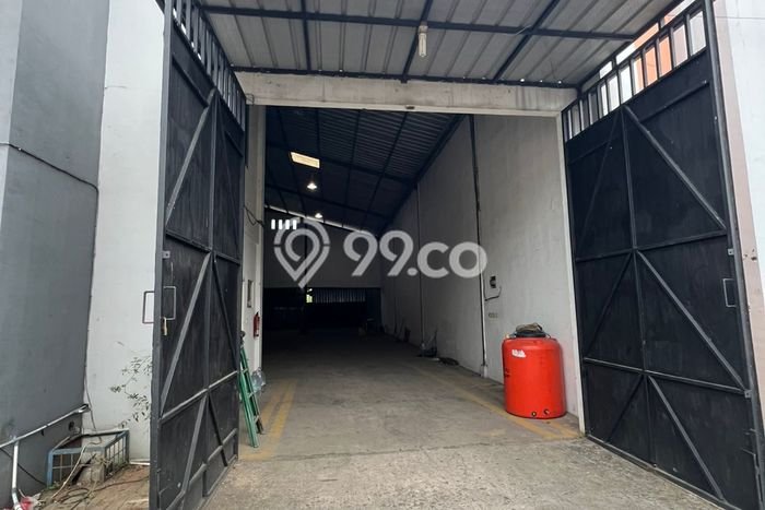 Unit Gudang Disewa Lokasi Tigaraksa, Tangerang Spesifikasi Luas Bangunan 400m2 Unit Gudang Disewa Lokasi Tigaraksa, Tangerang Spesifikasi Luas Bangunan 400m2