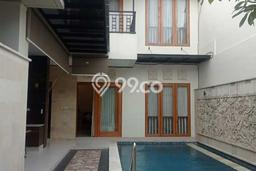 Vila Tenang Kawasan , Ukuran 190m2m², Dekat ke berbagai fasilitas Vila Tenang Kawasan , Ukuran 190m2m², Dekat ke berbagai fasilitas