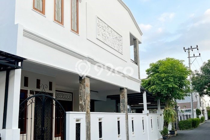 Rumah Luxury Modern Tanpa Renovasi di Klender Jakarta Timur Rumah Luxury Modern Tanpa Renovasi di Klender Jakarta Timur