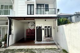 Rumah Strategis Modern Lb 110m2 di Cilandak, Jakarta Selatan Rumah Strategis Modern Lb 110m2 di Cilandak, Jakarta Selatan