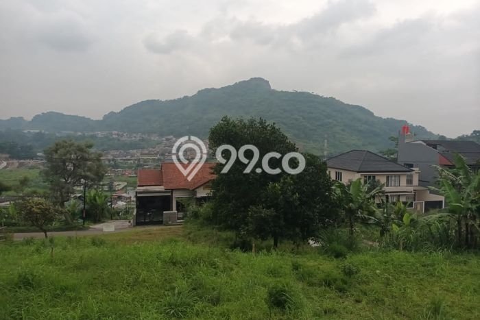 Tanah di Cimahi Selatan, Luas 700m², Area Strategis, Lingkungan Asri, Bebas Banjir Tanah di Cimahi Selatan, Luas 700m², Area Strategis, Lingkungan Asri, Bebas Banjir