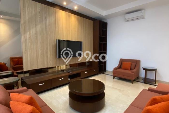 PROPERTI PILIHAN! Rumah Asri area Geger Kalong, Luas 264m² Bangunan 393m² PROPERTI PILIHAN! Rumah Asri area Geger Kalong, Luas 264m² Bangunan 393m²