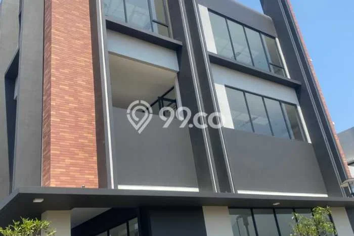 KAWASAN BISNIS! Ruko Kawasan Summarecon Bandung, Luas 213m², Akses Utama KAWASAN BISNIS! Ruko Kawasan Summarecon Bandung, Luas 213m², Akses Utama