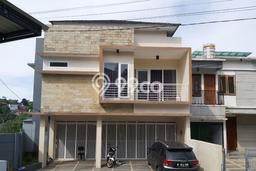Dijual Cepat Rumah Bagus Siap Huni LB 170m2 di Cidadap, Bandung Dijual Cepat Rumah Bagus Siap Huni LB 170m2 di Cidadap, Bandung