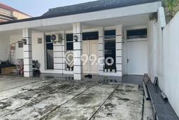 Disewakan! Rumah 3 Kamar Tidur &
3 Kamar Mandi di Burangrang, Bandung Disewakan! Rumah 3 Kamar Tidur &
3 Kamar Mandi di Burangrang, Bandung